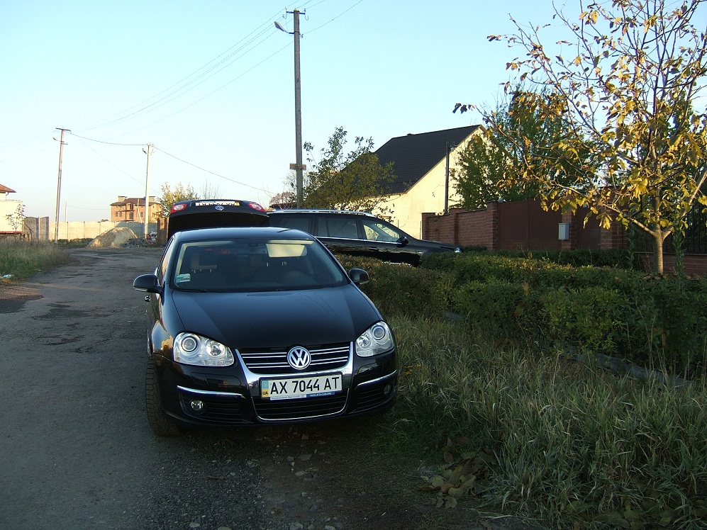 Фольксваген Джетта Октябрь 2010