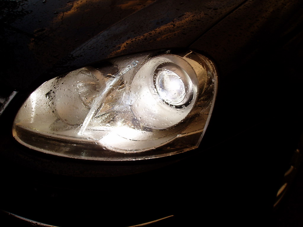 Установка Hella Dynabym на VW Jetta