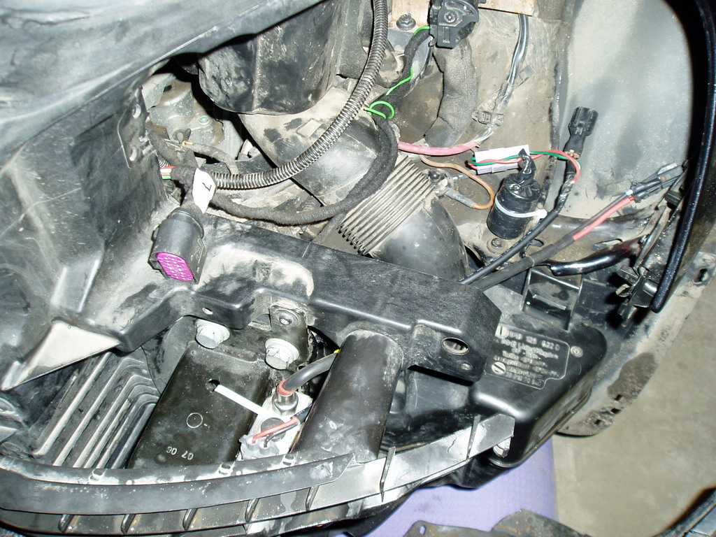 Установка Hella Dynabym на VW Jetta