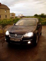 Установка Hella Dynabym на VW Jetta