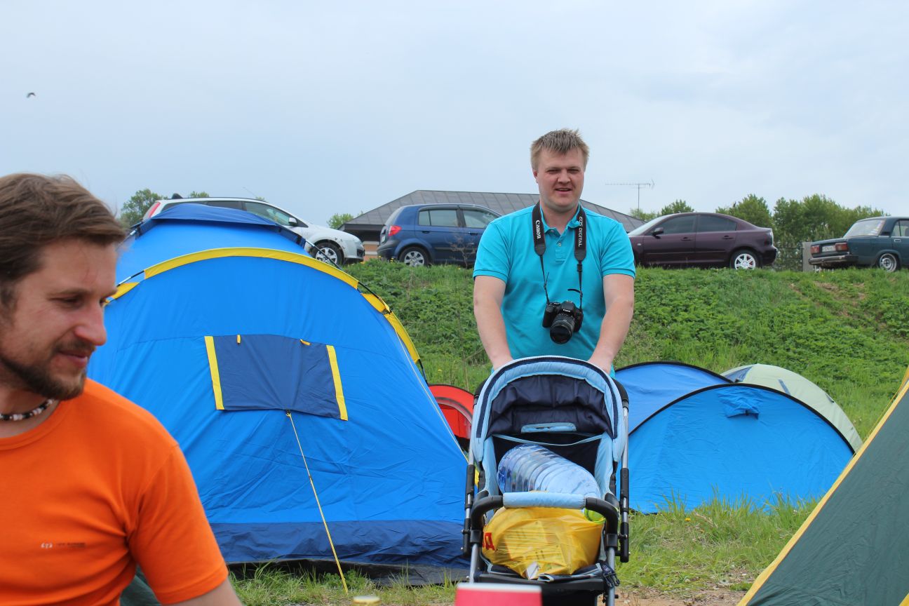 Blazeer вместо сына привез нам провиант :)