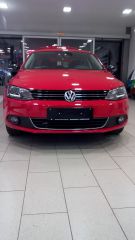 Red Jetta Style plus