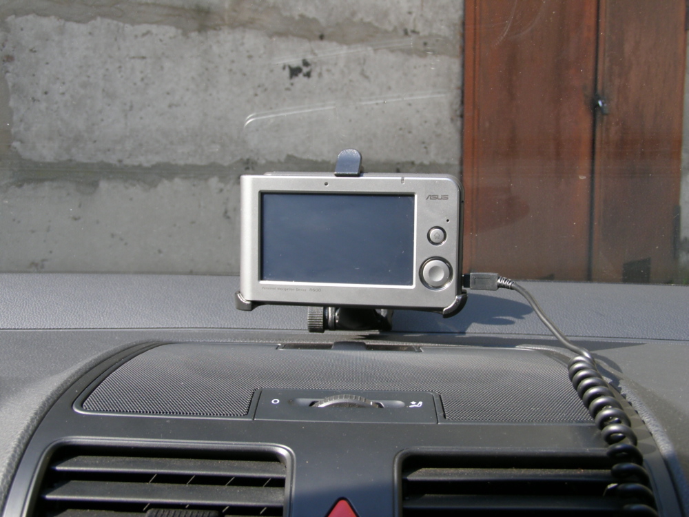 GPS Asus R600