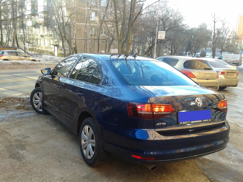 На задних фонарях явно напрашивается светодиодная оптика.