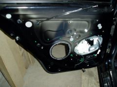 Установка задних динамиков Focal 165 CA1