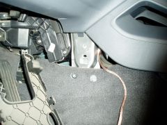 Установка задних динамиков Focal 165 CA1