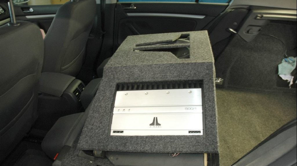 инсталляции САБа на примере 5 гольфа(Еще)