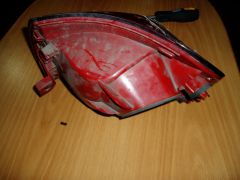 Разборка заднего светодиодного фонаря с Пассата 2006г