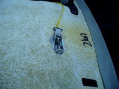 Установка подсветки макияжных зеркал и шумоизоляция потолка