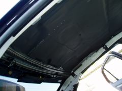 Установка подсветки макияжных зеркал и шумоизоляция потолка