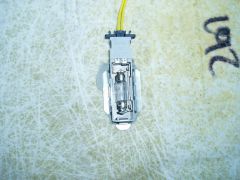 Установка подсветки макияжных зеркал и шумоизоляция потолка