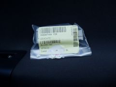 Установка подсветки макияжных зеркал и шумоизоляция потолка