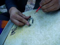 Установка подсветки макияжных зеркал и шумоизоляция потолка