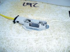 Установка подсветки макияжных зеркал и шумоизоляция потолка