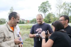 Табор пытается собраться и добраться