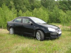 VW Jetta V