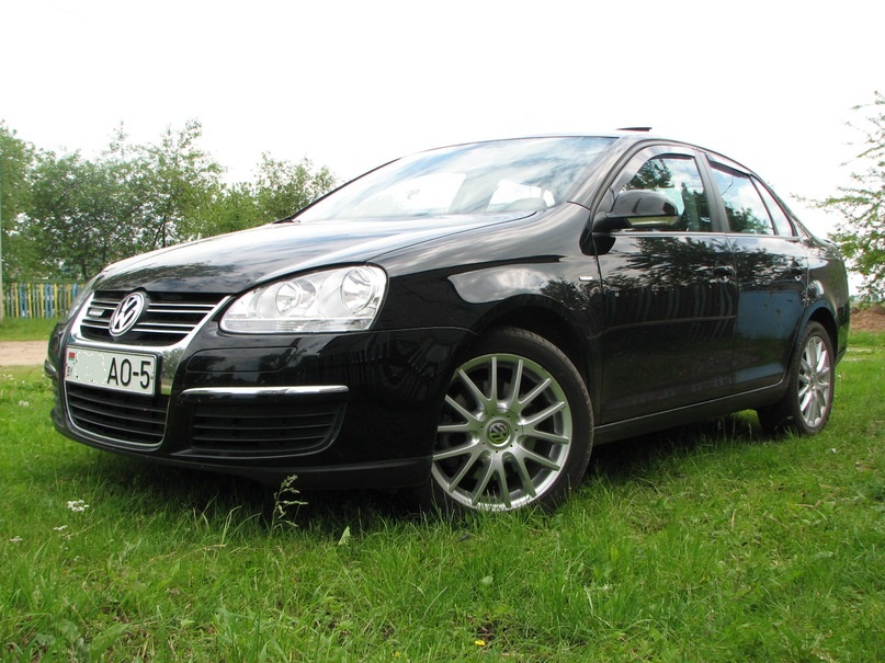 VW Jetta V