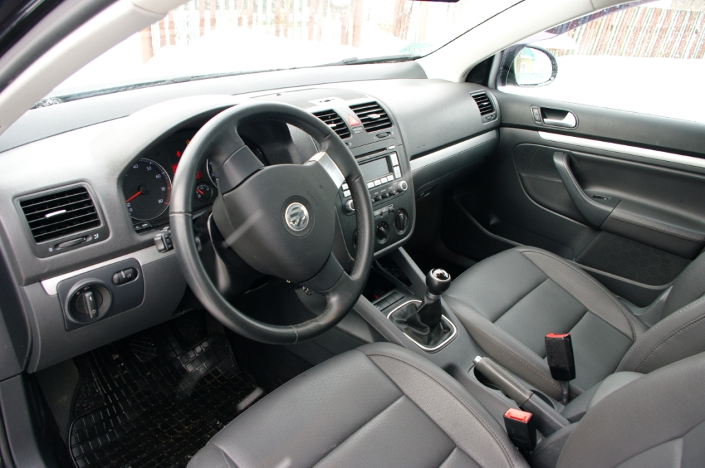 VW Jetta V