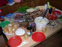 "Скромный" стол