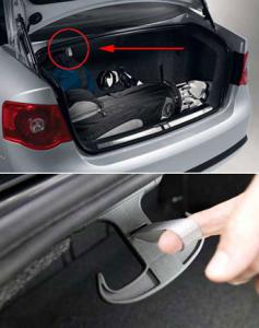 B6_Trunk_Hook1.jpg