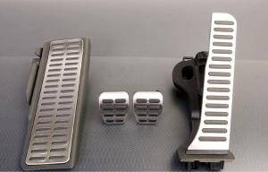 A5B6_Pedals_Man.jpg